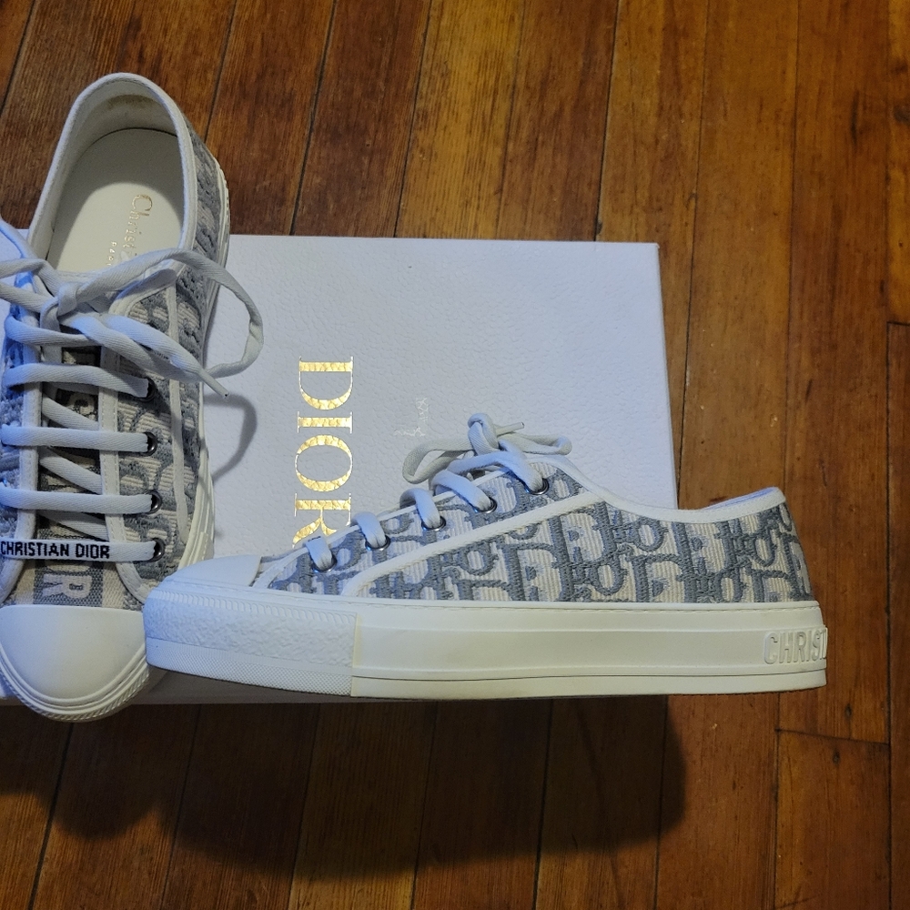 Christian Dior Sneakers - Picture 4 of 5